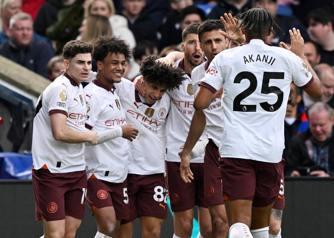 中超焦点战：德布劳内vs哈兰德，爆冷引发热议不断的简单介绍