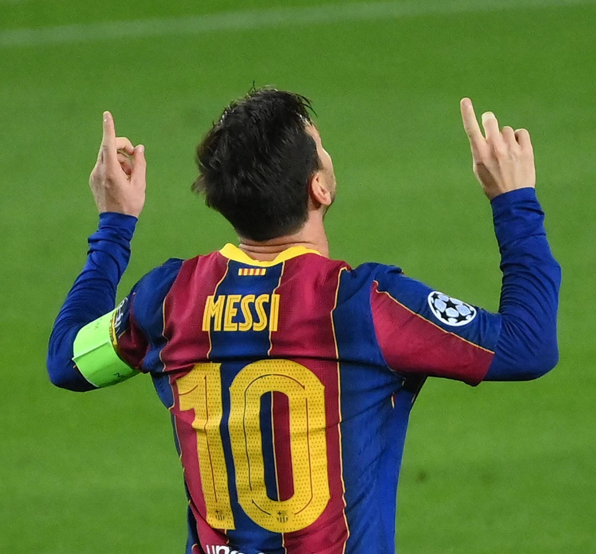 本轮焦点：梅西晋级，球迷沸腾的简单介绍