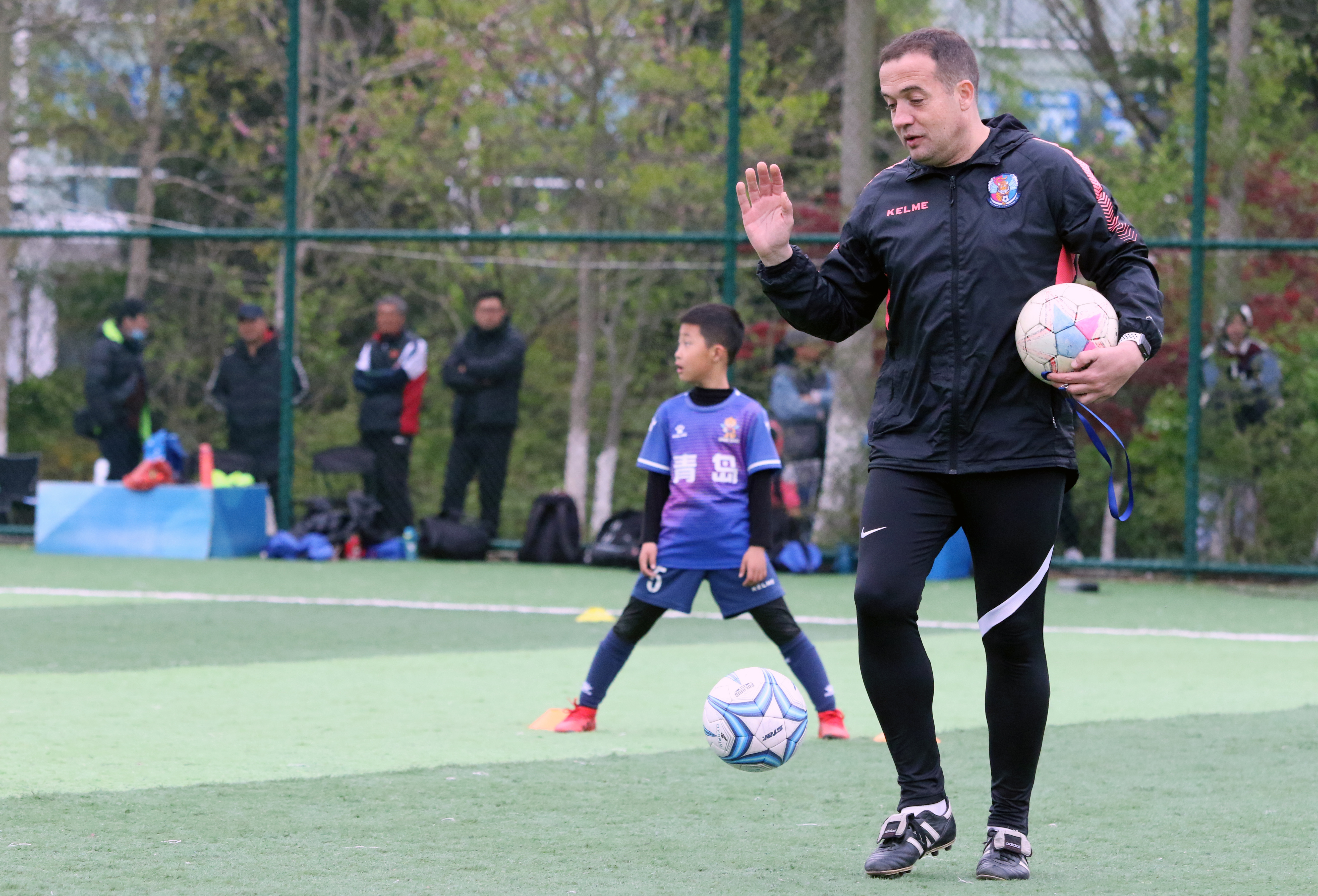 欧洲俱乐部欲引进国际教练