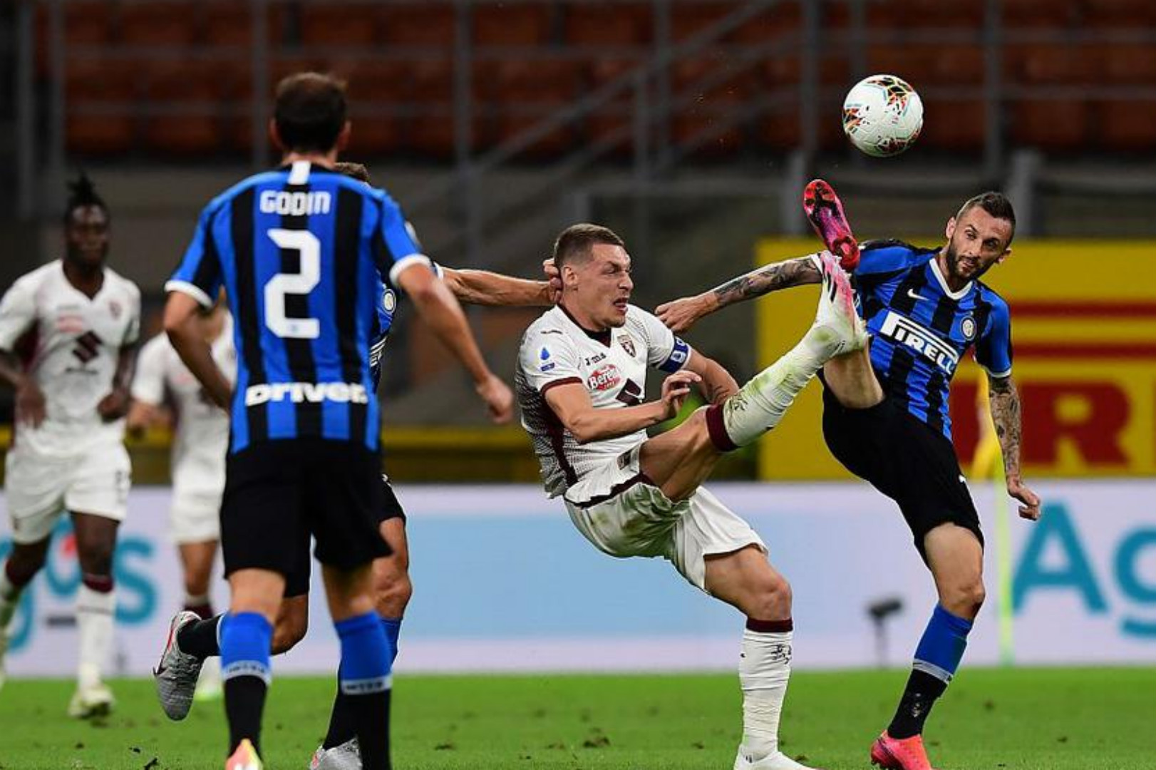 关于都灵客场逆转,豪取联赛重要胜利的信息 关于都灵客场逆转,豪取联赛重要胜利的信息