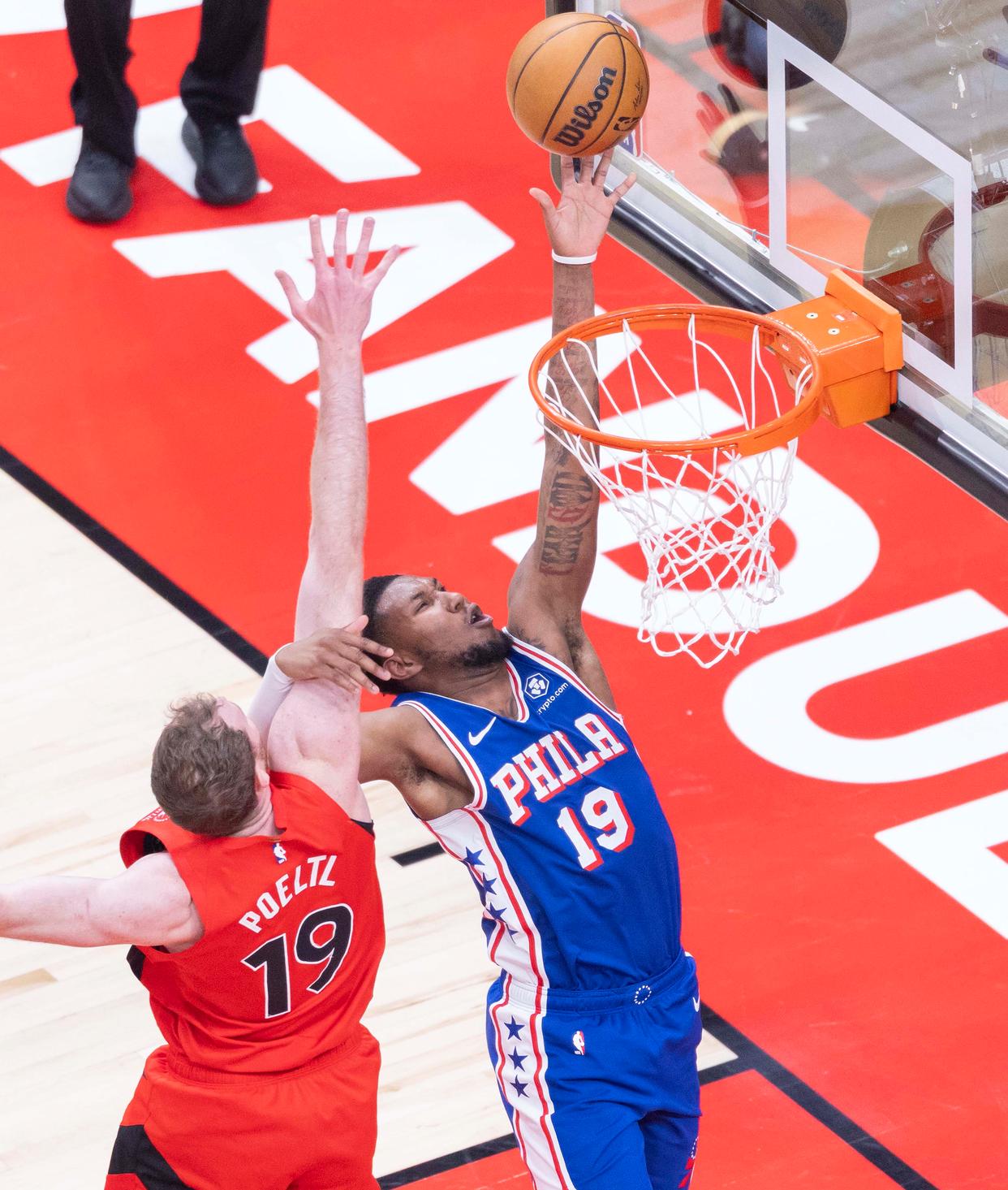 猛龙惜败篮网,连胜终结 猛龙惜败篮网,连胜终结