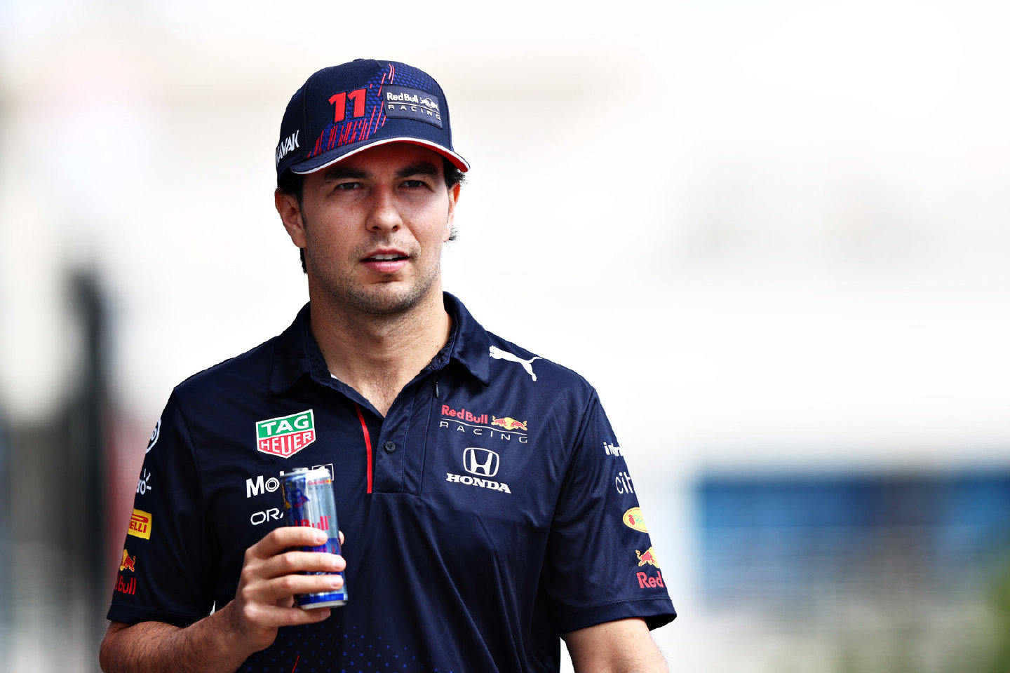 关于梅赛德斯轻取红牛二队，佩雷兹高光表现的信息