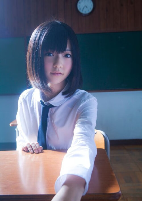 足球战场，德国队踏平加拿大，维尼修斯关键先生引领新时代